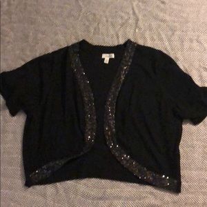 Dress barn 3x short sleeved shrug w/ sparkly trim